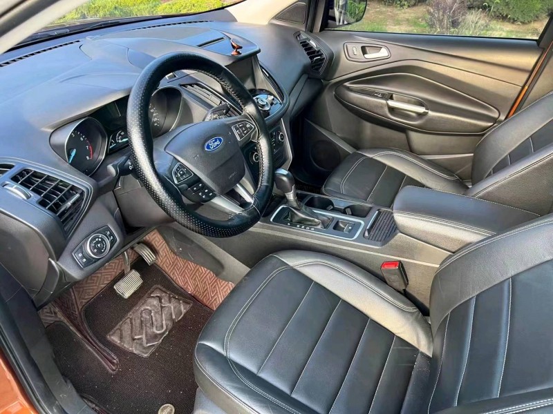 东营17年福特翼虎8