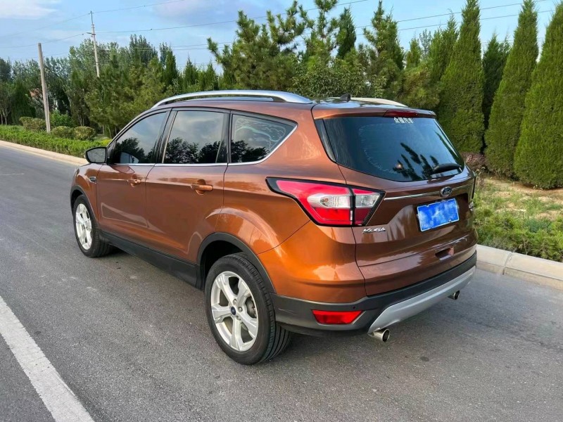 东营17年福特翼虎9