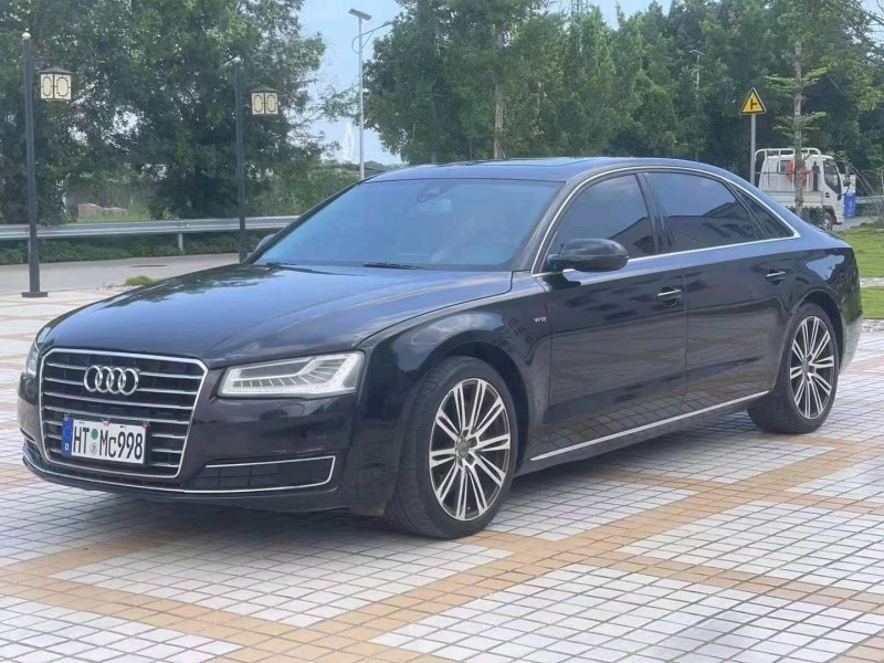 珠海12年奥迪A8L2