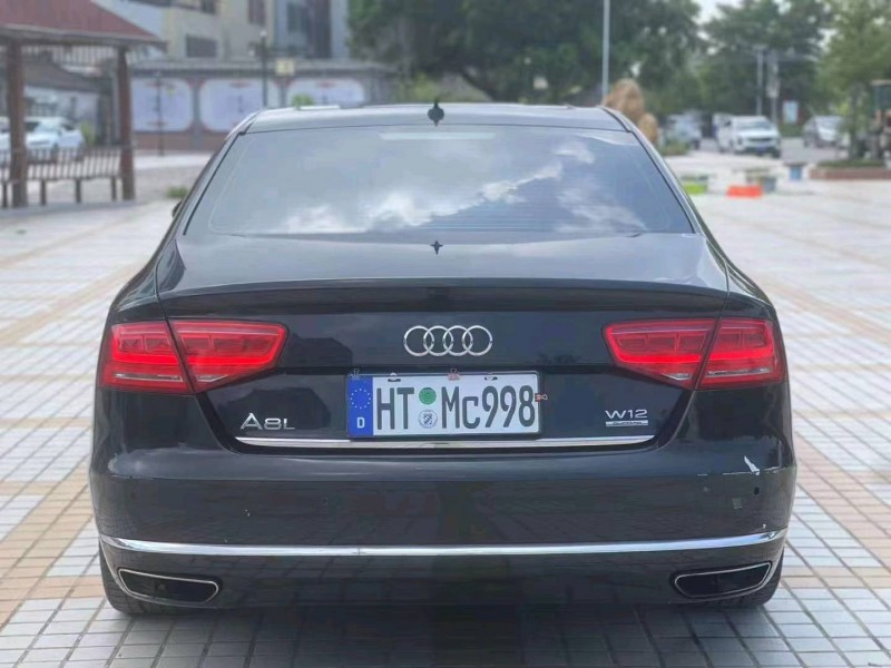 珠海12年奥迪A8L7