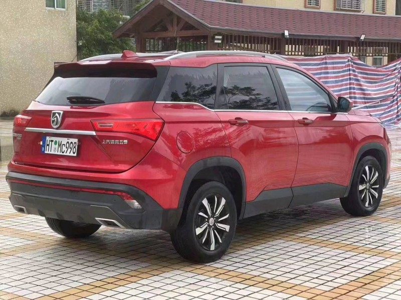 珠海18年寶駿5305