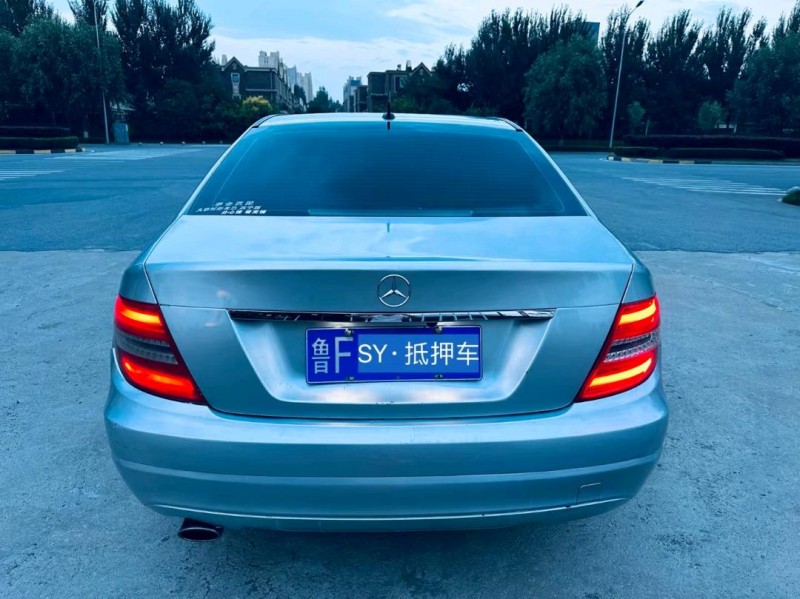 沈阳11年奔驰C6
