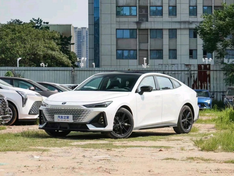 東營23年長安汽車UNI-V9