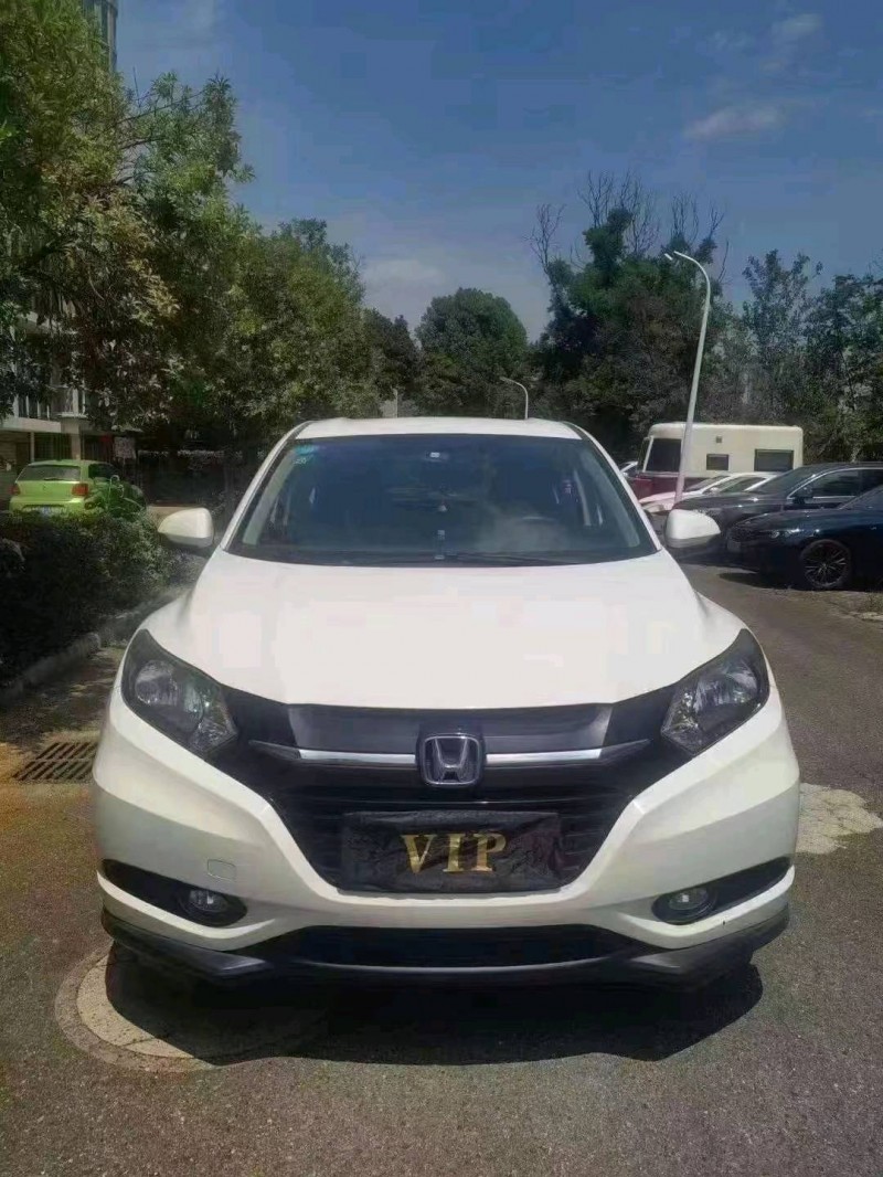 宜昌17年本田缤智1