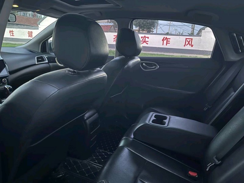 济南18年日产轩逸5