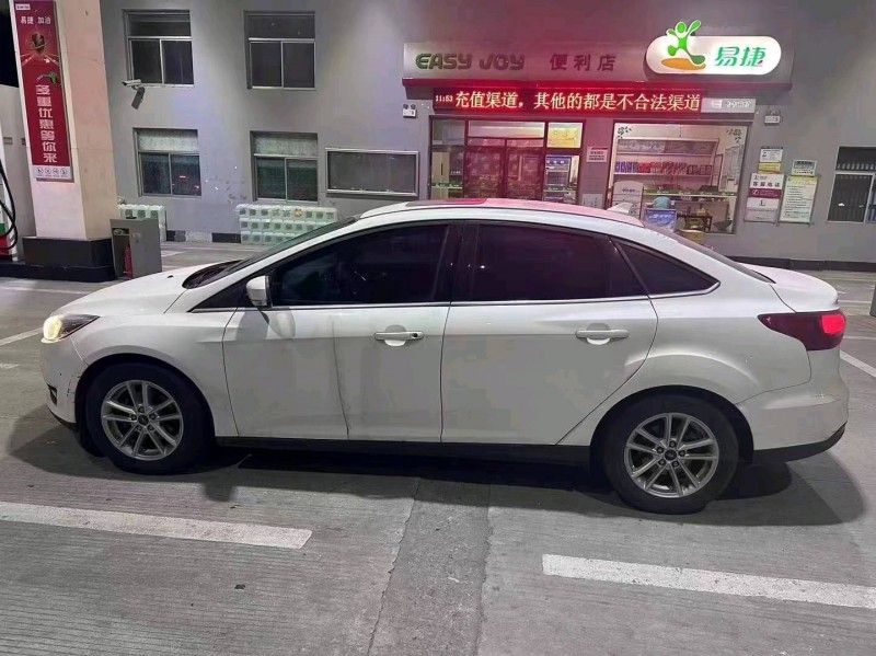 苏州18年福特福克斯3