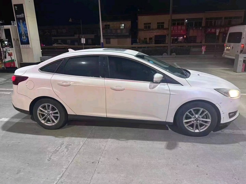 苏州18年福特福克斯8