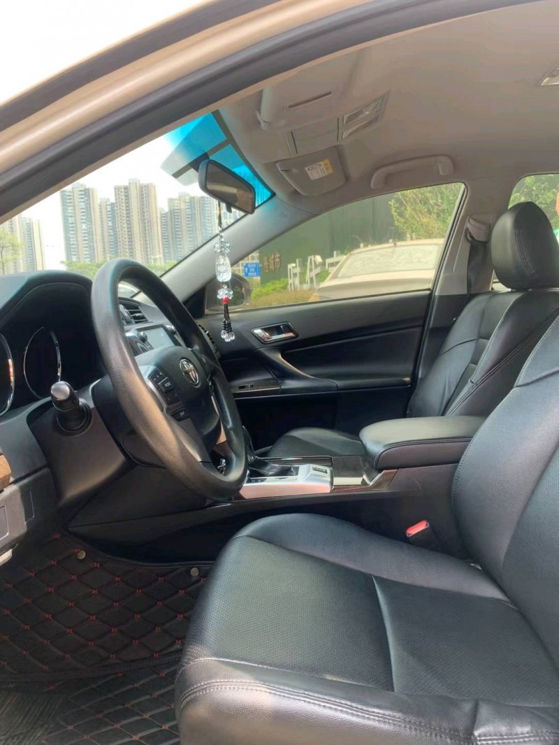 佛山14年丰田锐志6