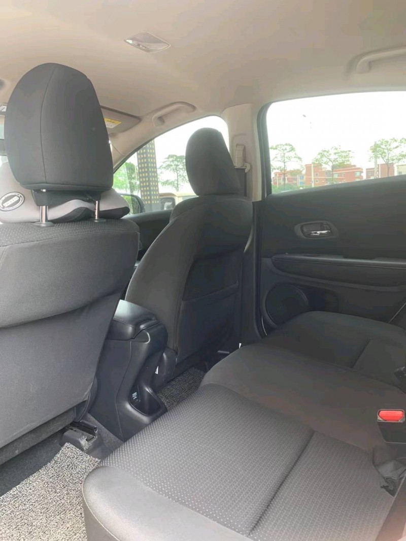 佛山22年本田缤智8