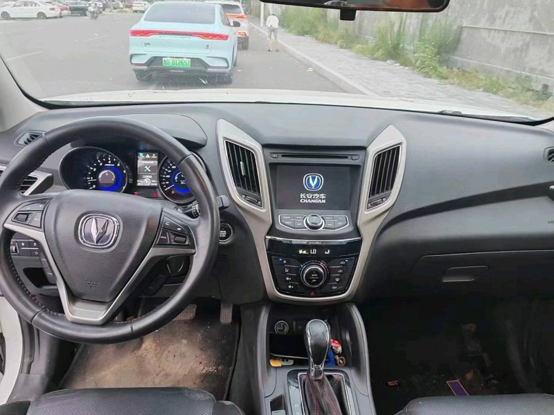 枣庄15年长安汽车CS752