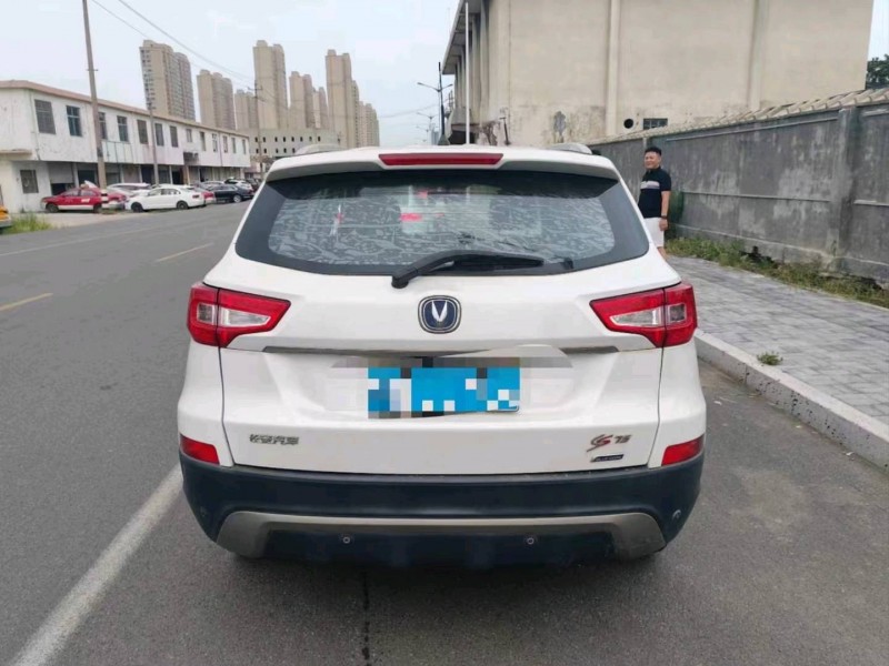 枣庄15年长安汽车CS753