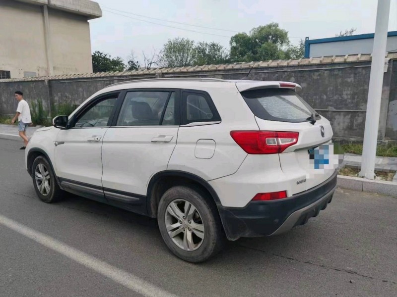 枣庄15年长安汽车CS756