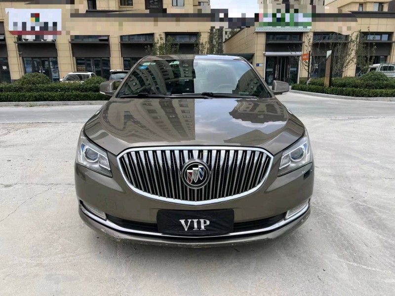 济宁14年别克君越1