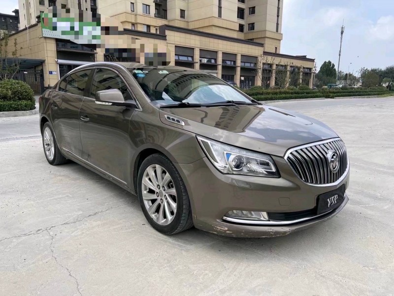 济宁14年别克君越2