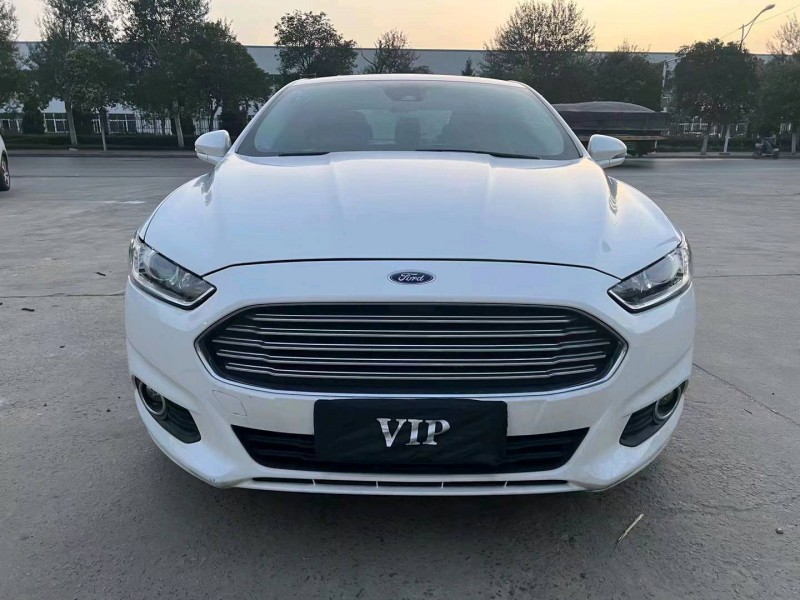 济宁16年福特蒙迪欧1