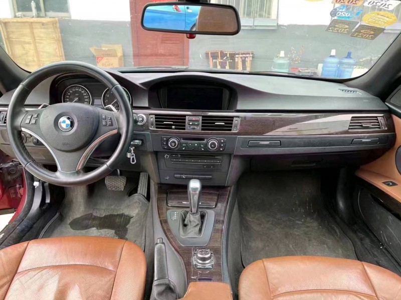 济宁11年宝马3系5