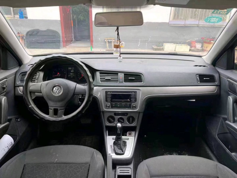 济宁18年大众朗逸5