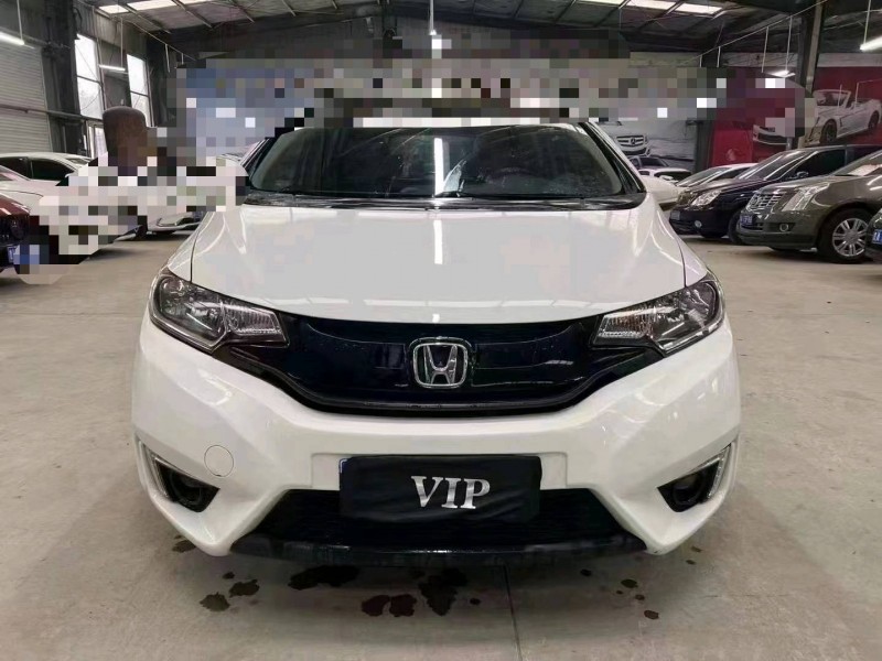 济宁15年本田飞度1