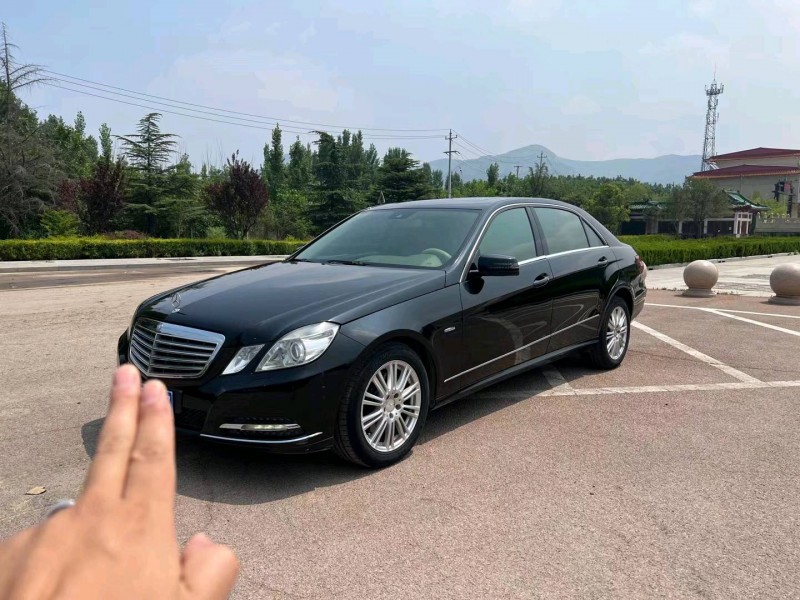济南11年奔驰E2