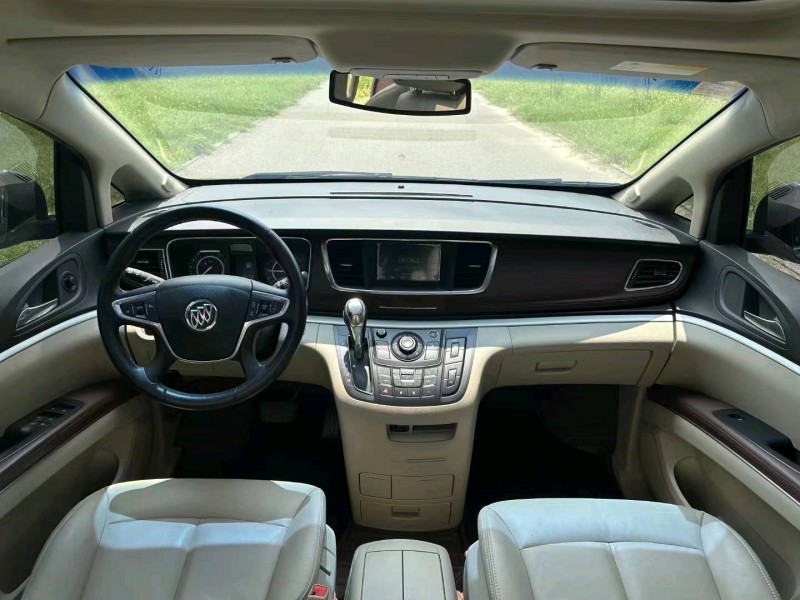 枣庄19年别克GL85