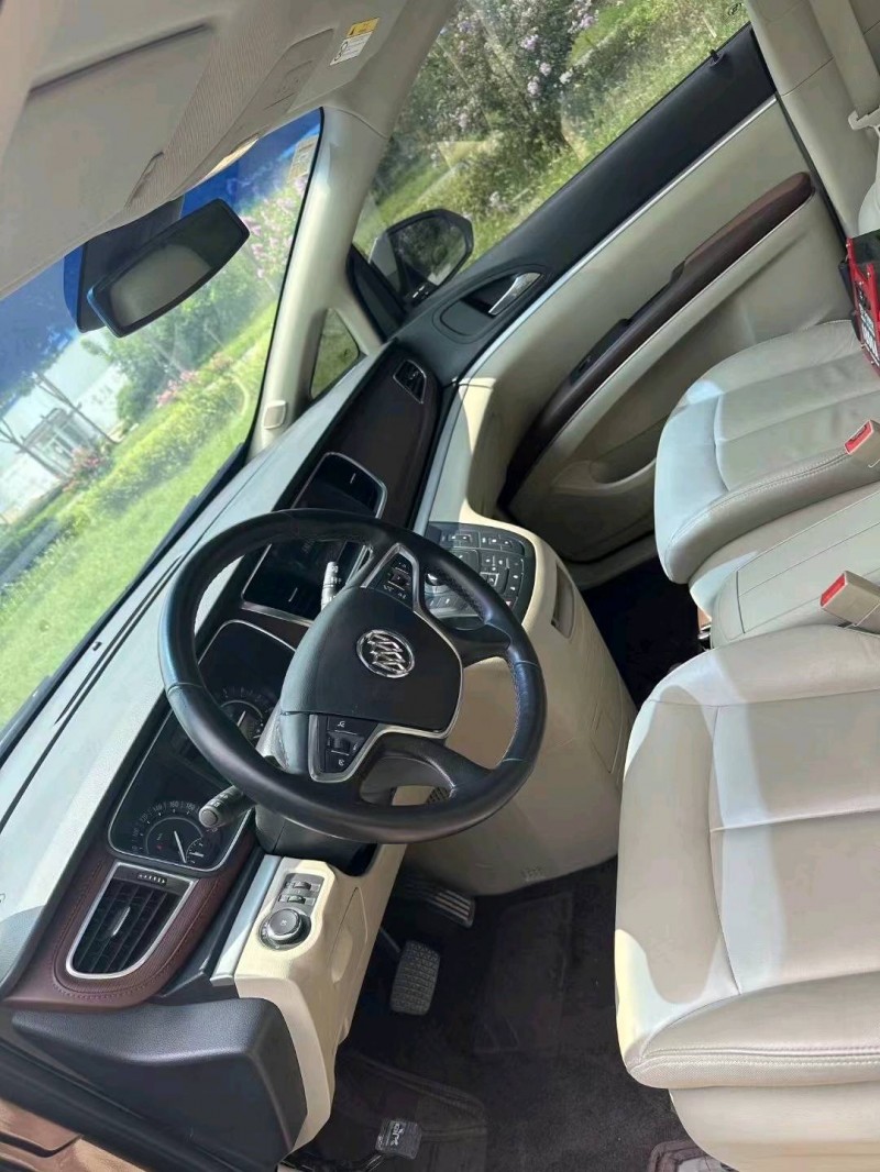 枣庄19年别克GL88