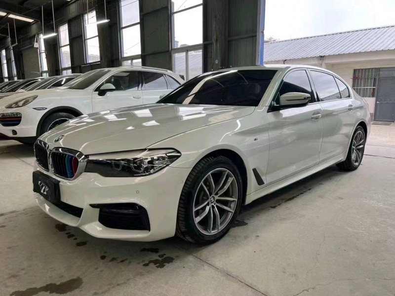 济宁18年宝马5系3