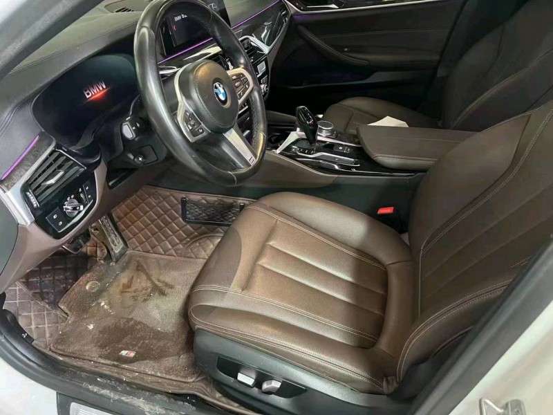 济宁18年宝马5系5