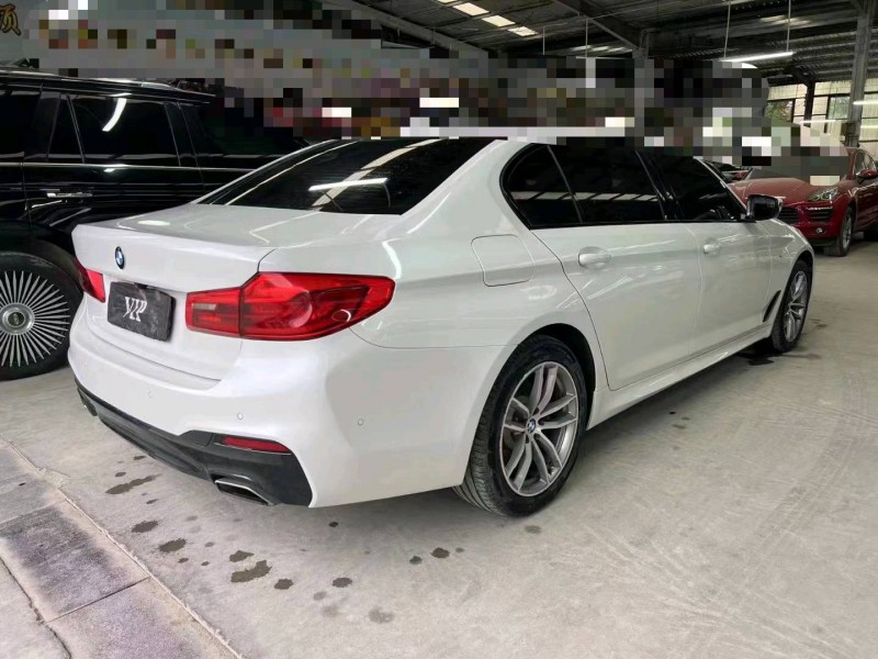 济宁18年宝马5系7