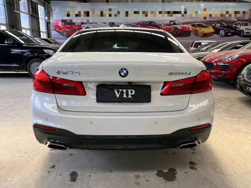 济宁19年宝马5系9