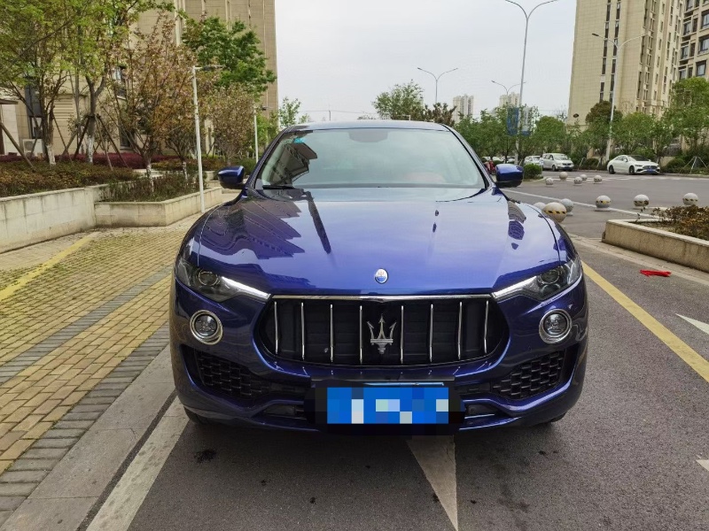 苏州16年玛莎拉蒂Levante1