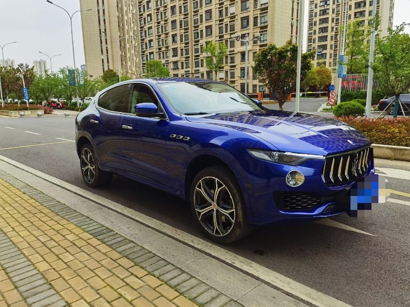 苏州16年玛莎拉蒂Levante4