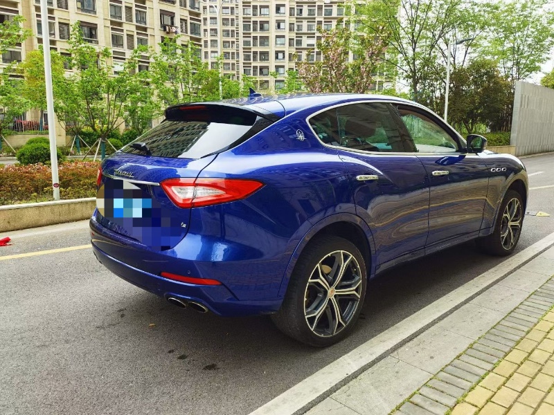 苏州16年玛莎拉蒂Levante8