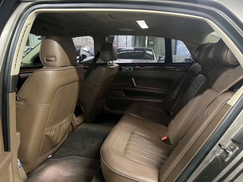 济宁15年大众辉腾6