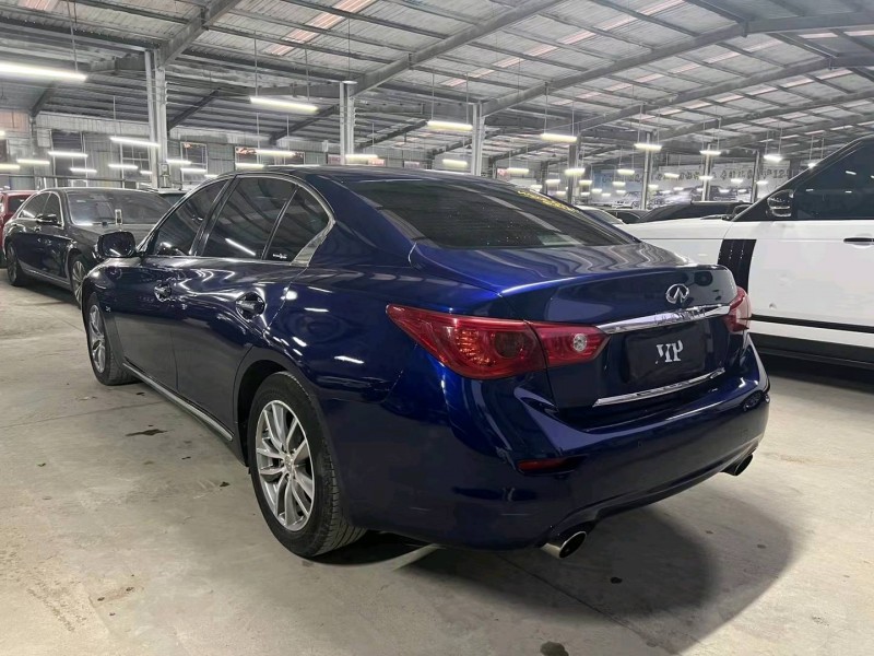 济宁16年英菲尼迪Q50L8