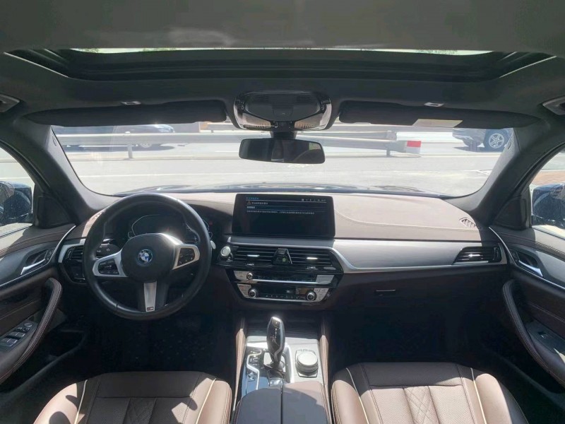 佛山21年宝马5系7