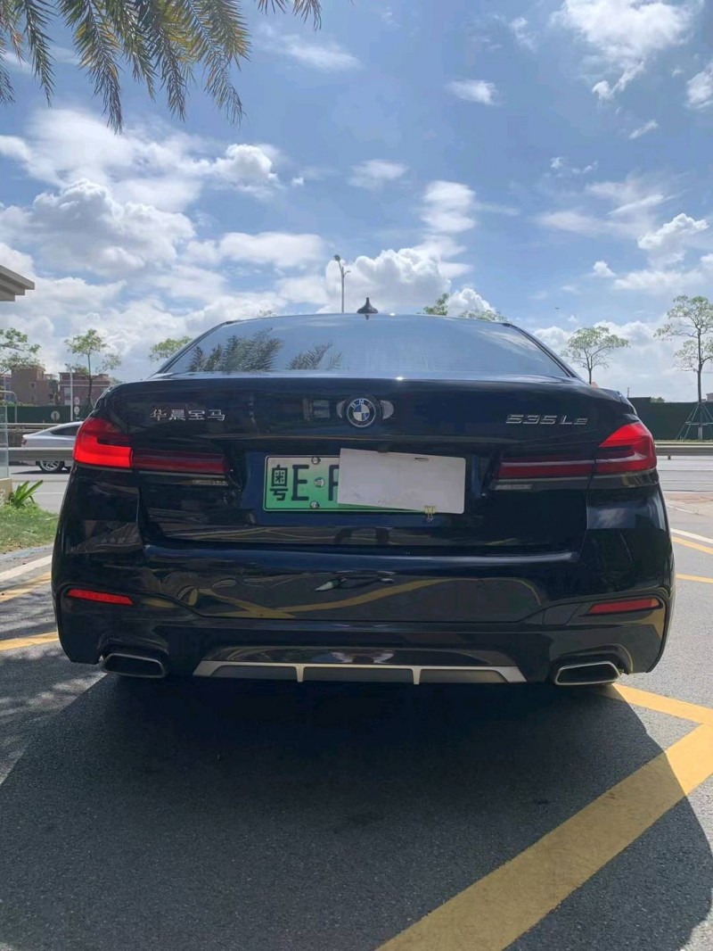 佛山21年宝马5系9