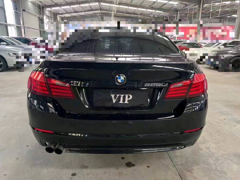 济宁13年宝马5系9