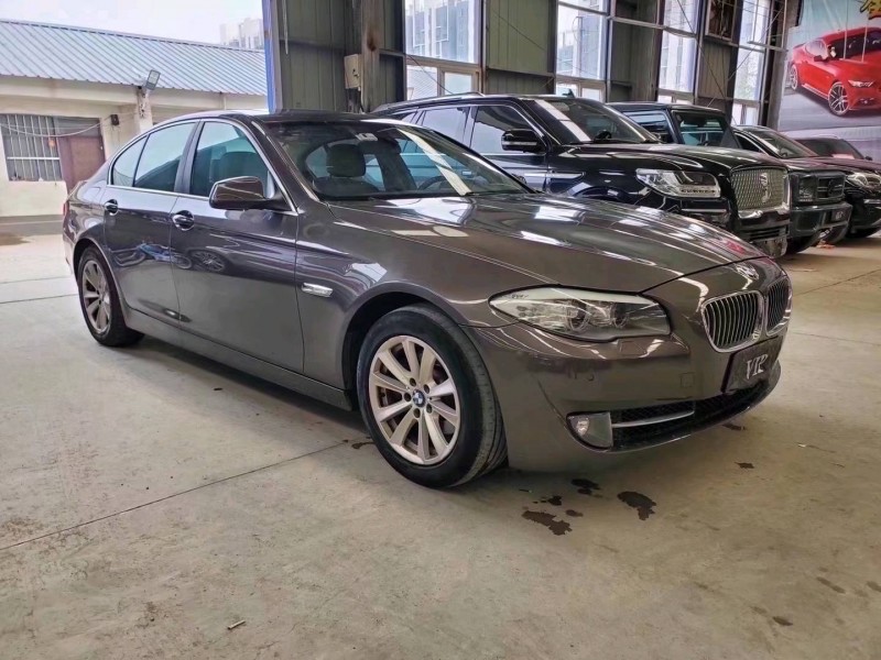 济宁13年宝马5系3