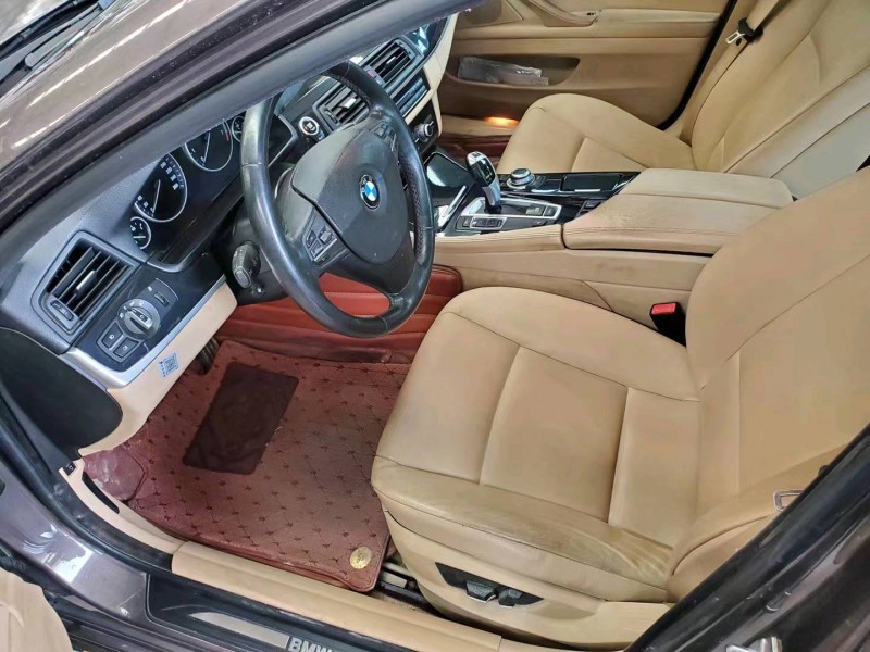 济宁13年宝马5系5