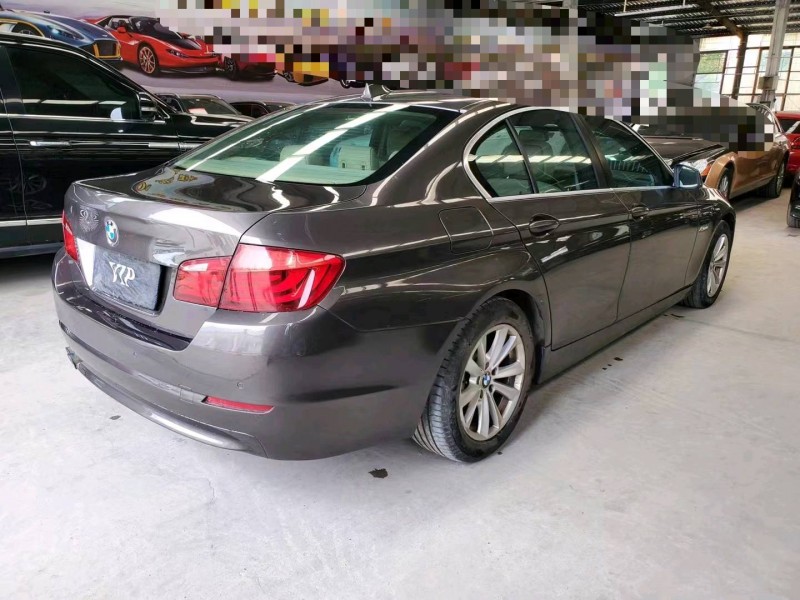 济宁13年宝马5系7