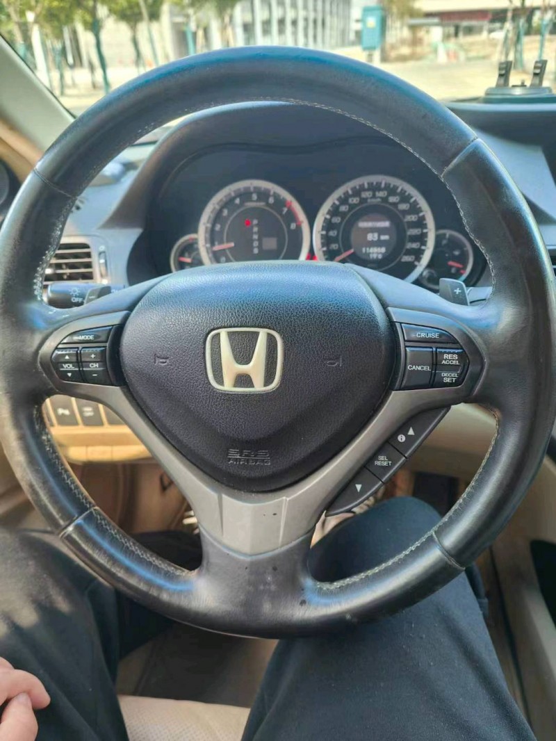 宜昌13年本田思铂睿4