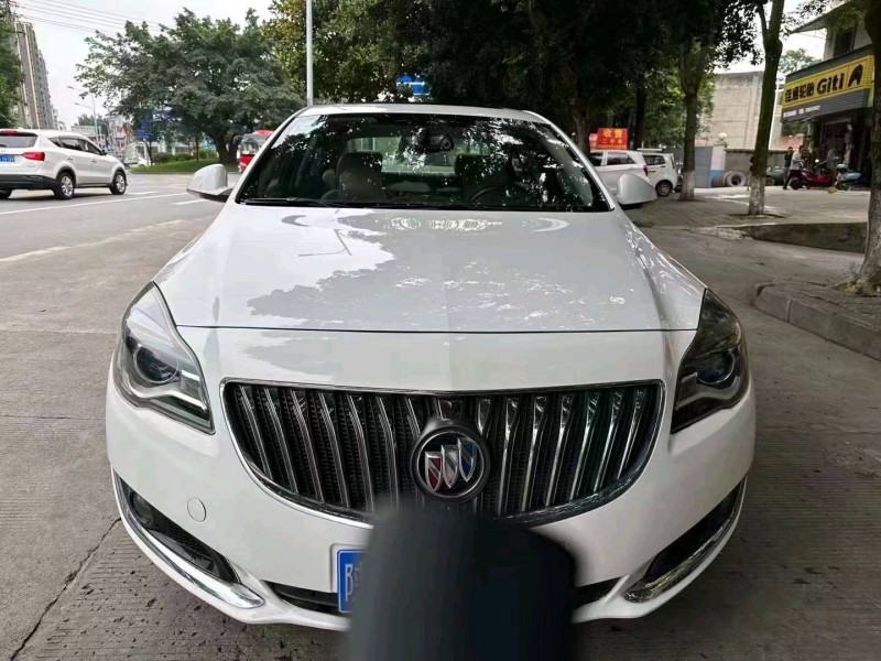 重庆16年别克君威1