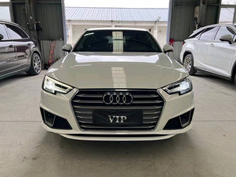 济宁19年奥迪A4L1