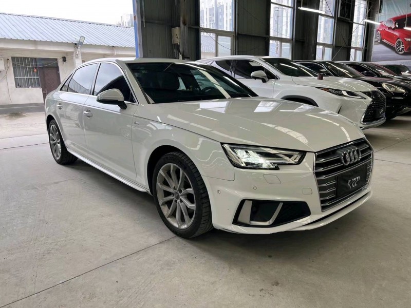 济宁19年奥迪A4L2