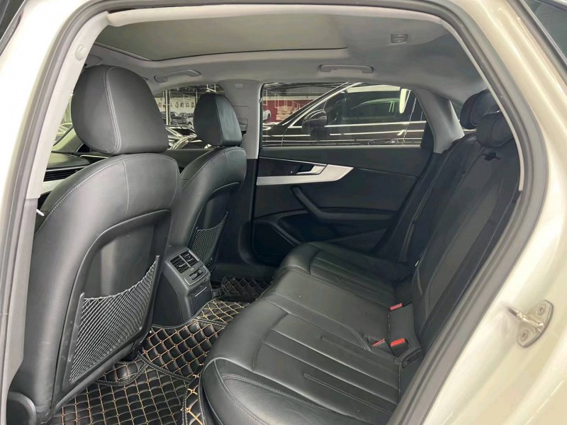 济宁19年奥迪A4L6