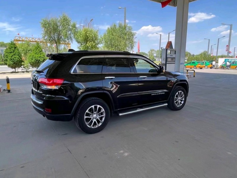 榆林14年Jeep大切诺基3