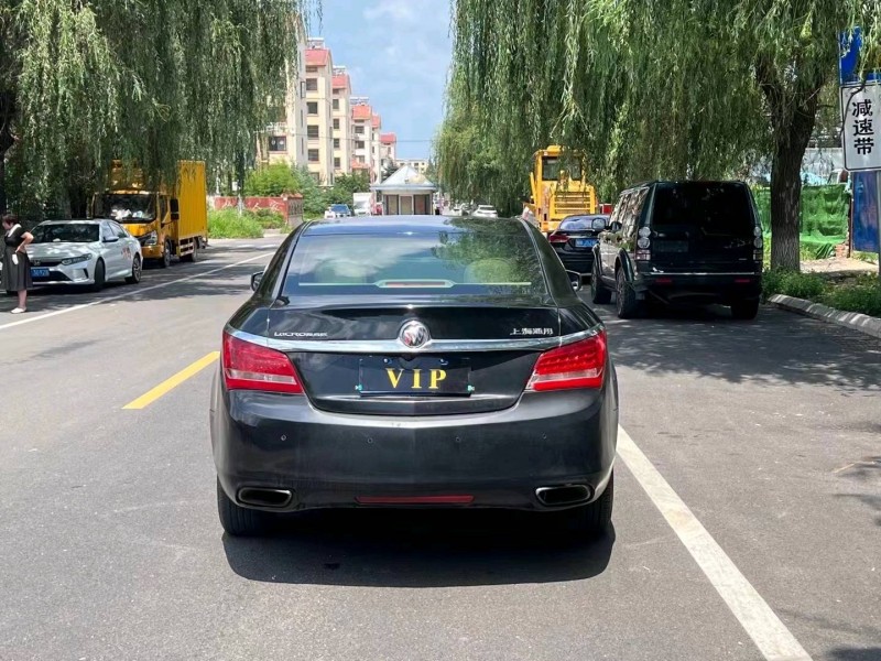 济南15年别克君越6