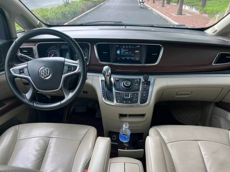 石家庄17年别克GL84