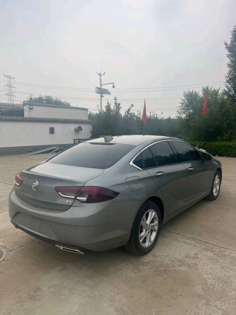 保定23年别克君威2