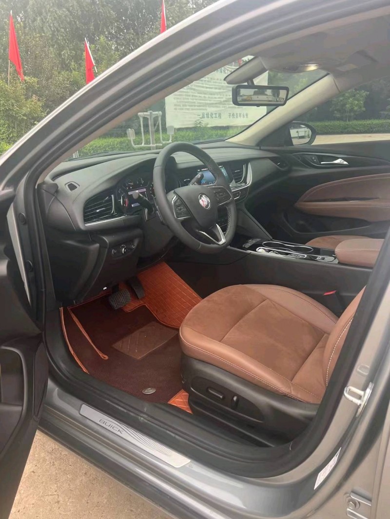 保定23年别克君威6